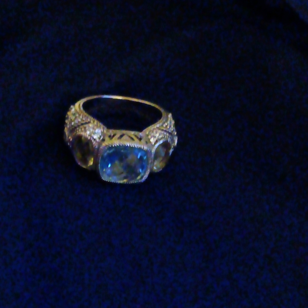 JUDITH RIPKA BLUE TOPAZ AND PERIDOT RING, SZ 6